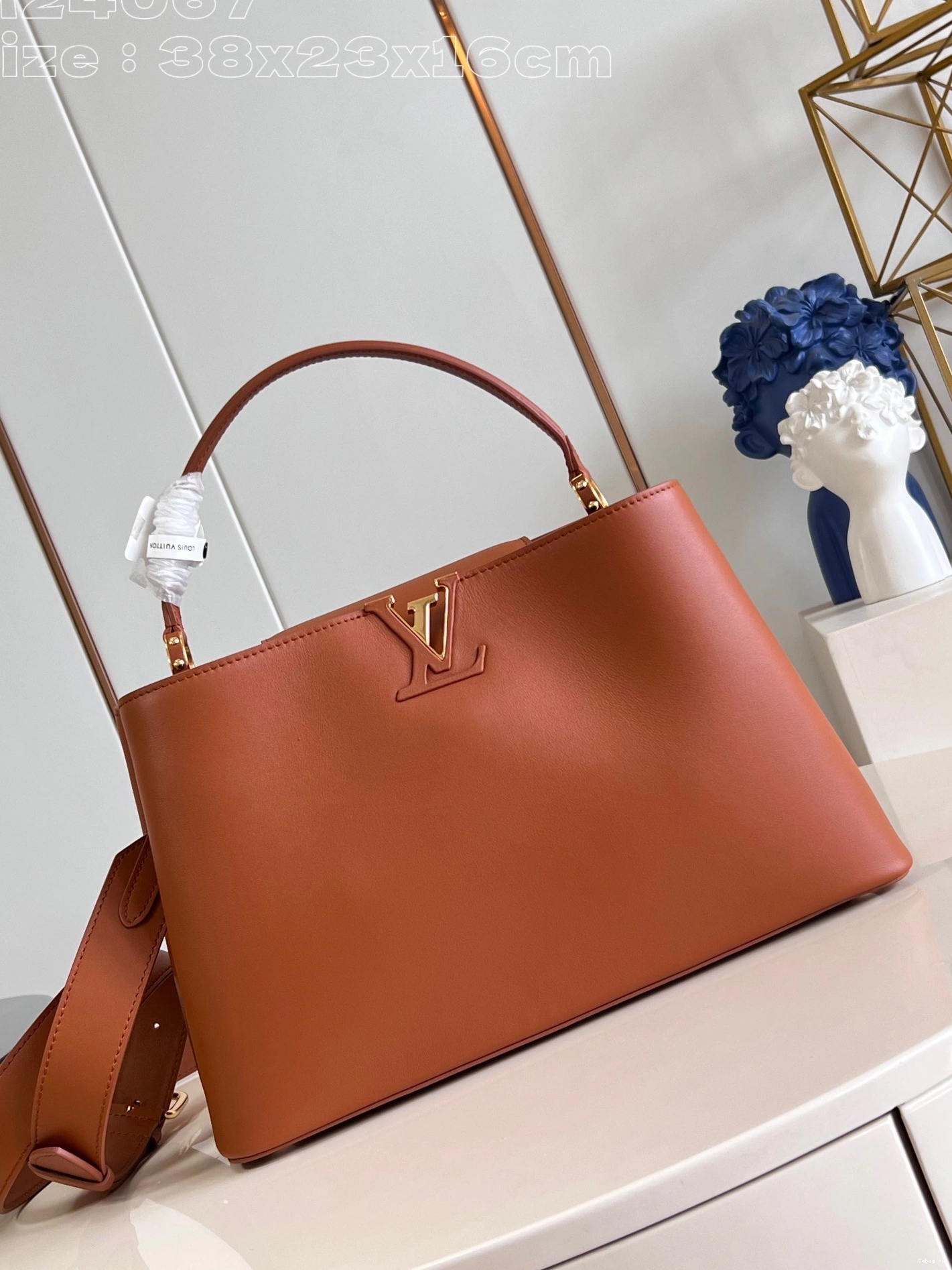 Souple-38*23*16CM VUITTON LOUIS GM Capucines 0712
